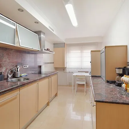 174a Amplio Playa San Lorenzo *