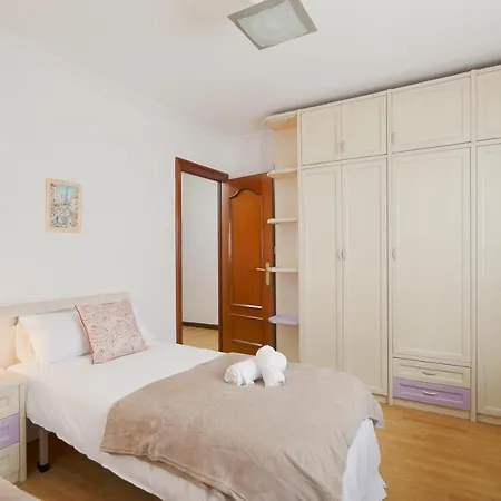 174a Amplio Playa San Lorenzo * Gijon